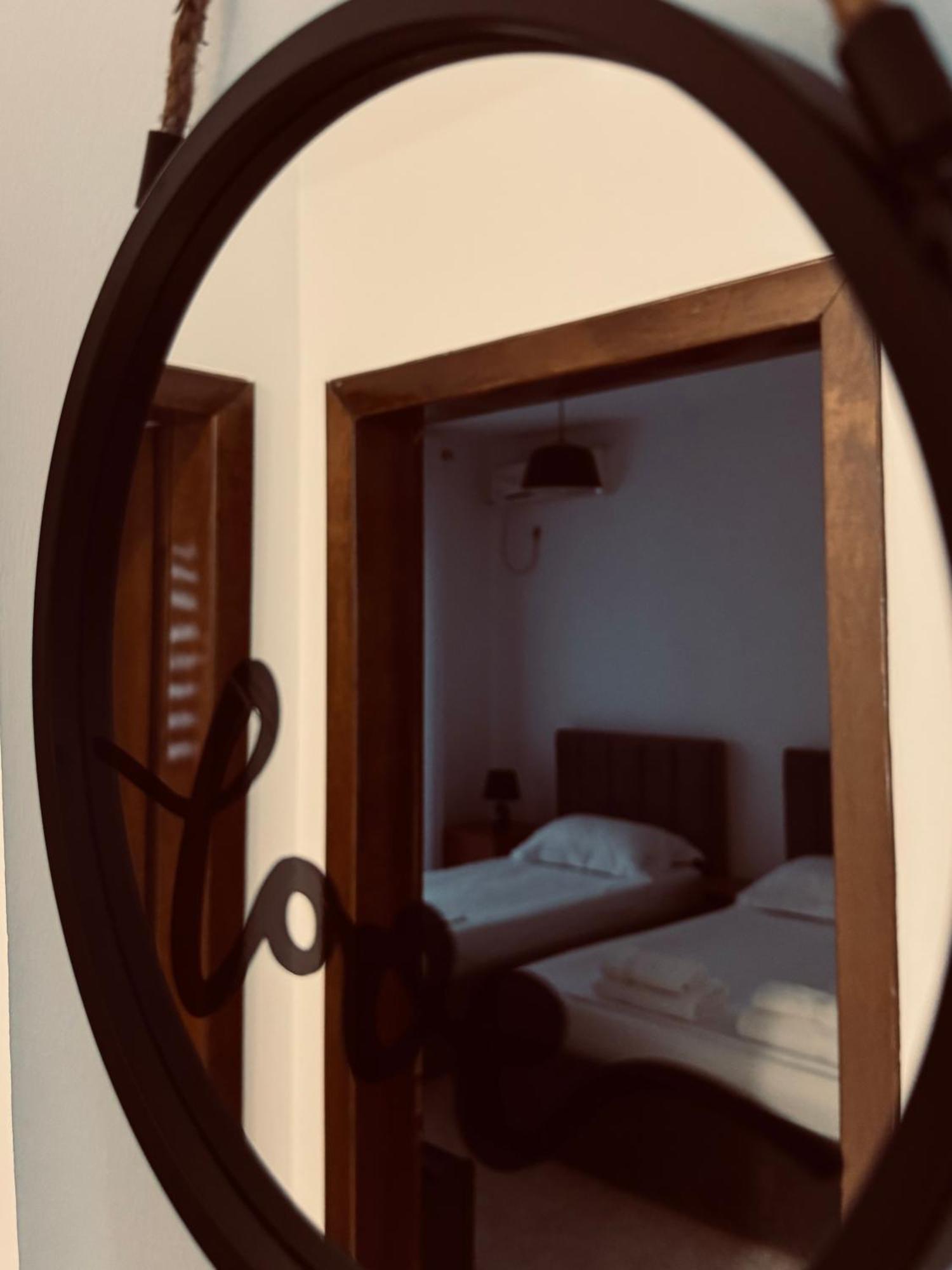Hi5 Rooms Тирана Екстериор снимка